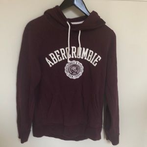 Abercrombie men’s burgundy sweatshirt